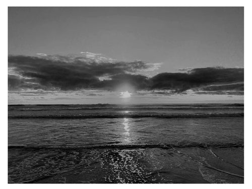 Early morning sunrise from Byron Bay beach