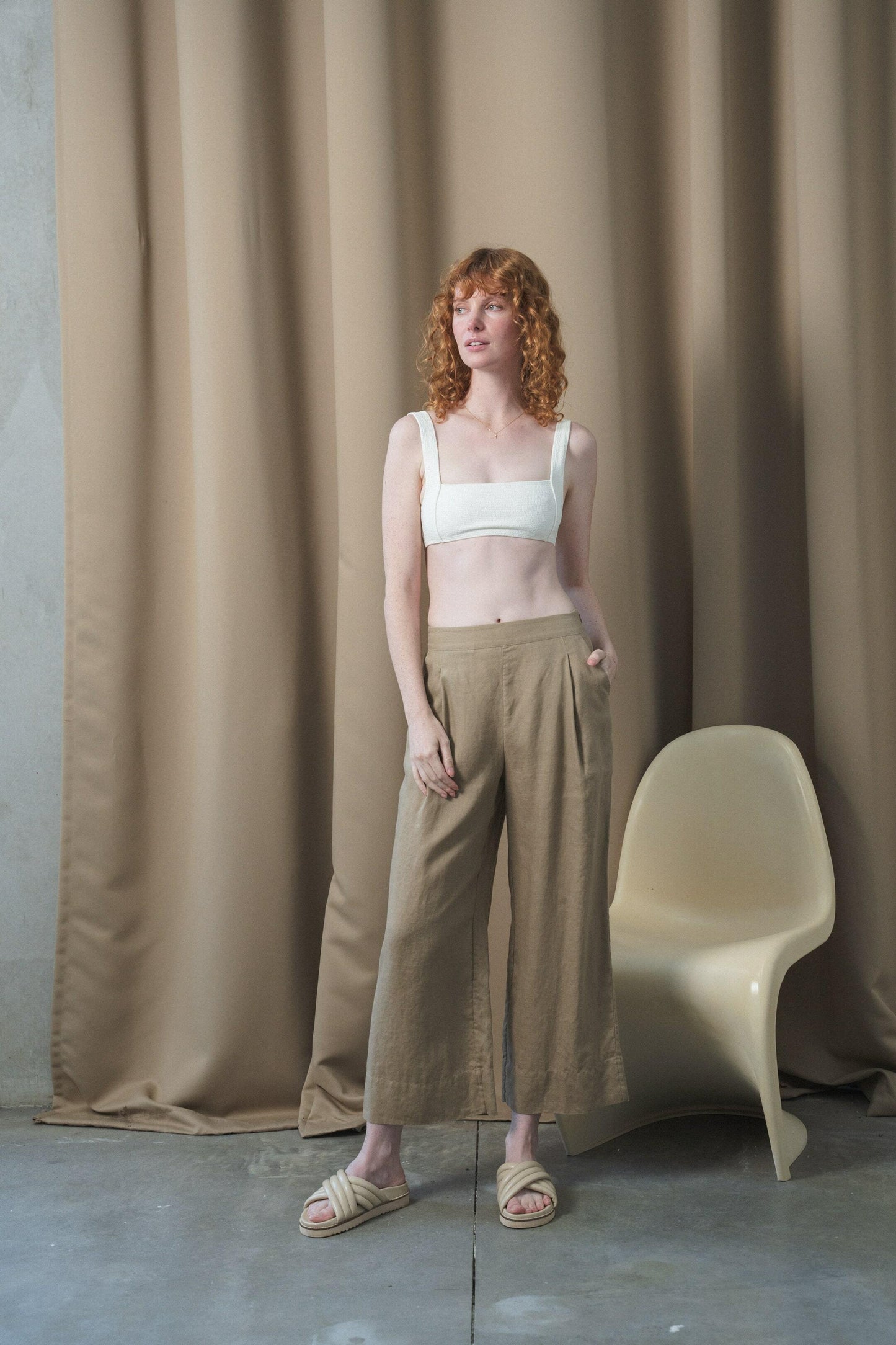 IVY TAUPE LINEN CROP PANTS